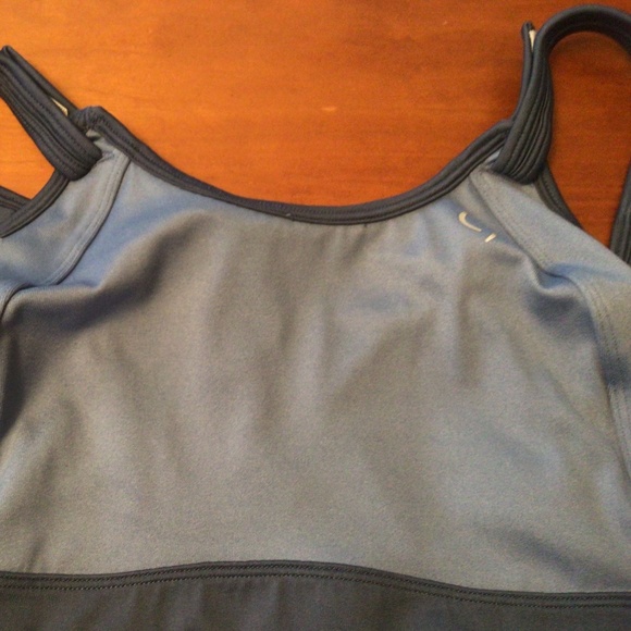 Women’s Moving Comfort Fiona Sports Bra - Picture 1 of 4